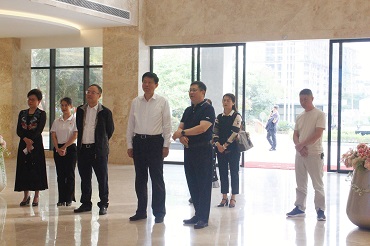 2022年11月10日，自治区政协副主席、党组成员费志荣莅临必威,（中国）官方网站党支部